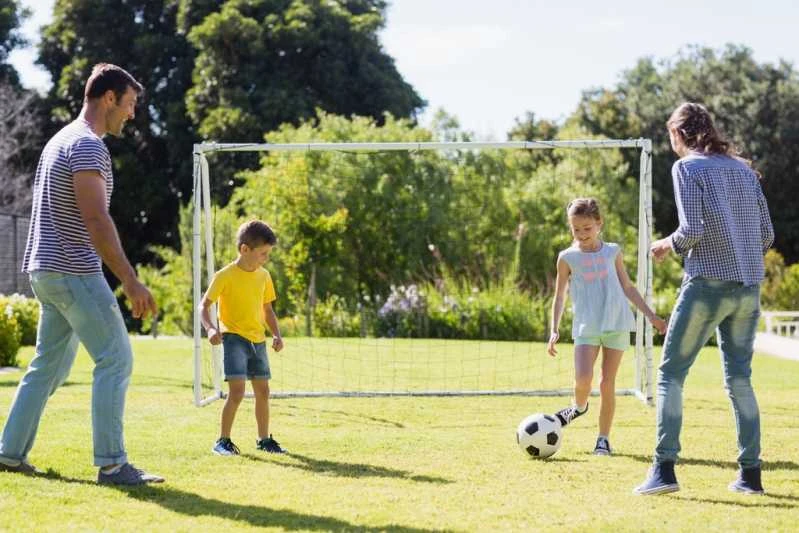 recreação com apresentação de palhaço